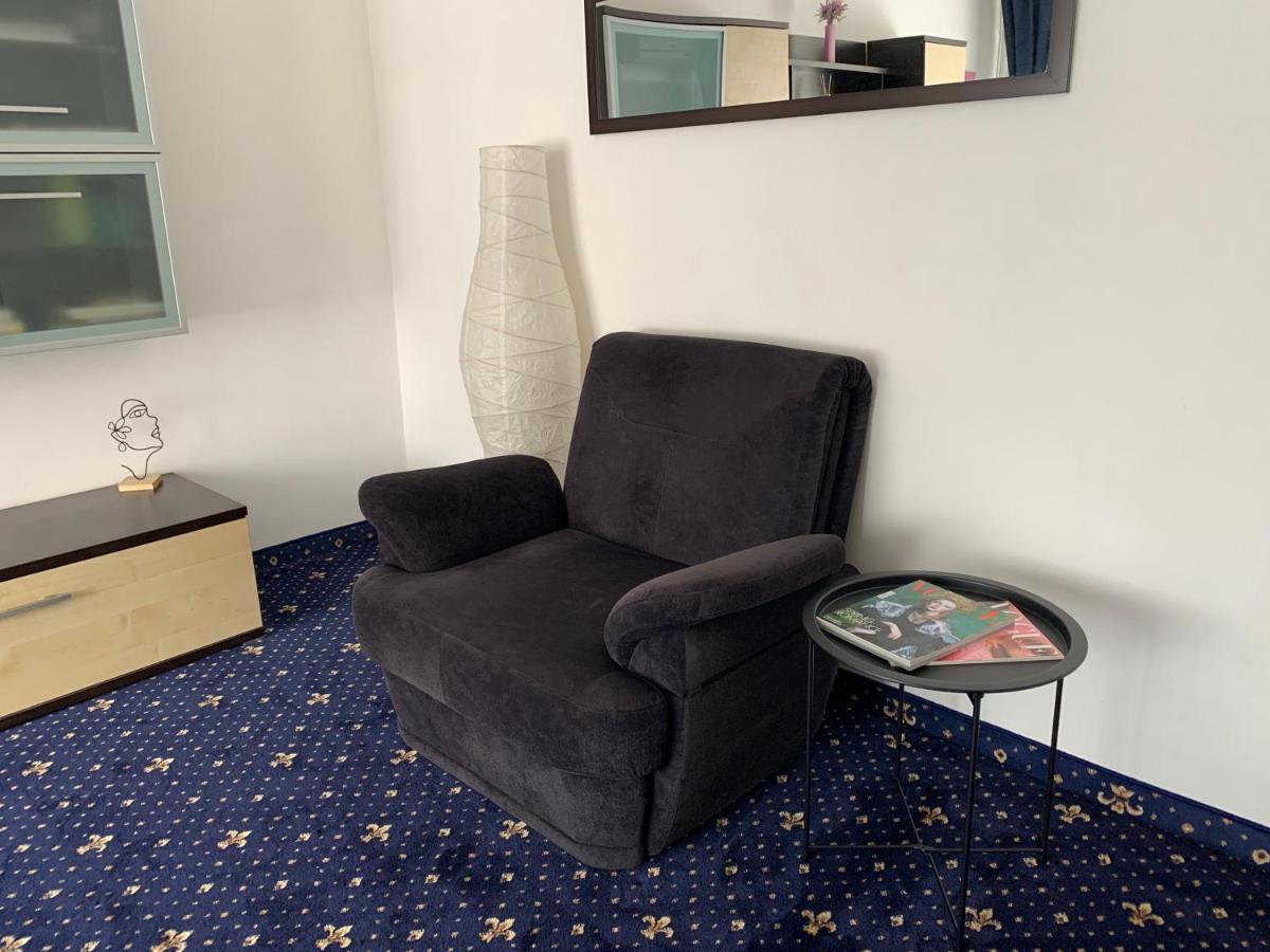 Cozy & Warm Studio Букурещ Екстериор снимка